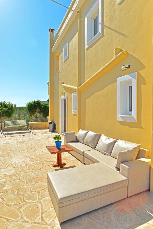 Villa Konstantinos 6 Bedrooms Aegina Kültér fotó