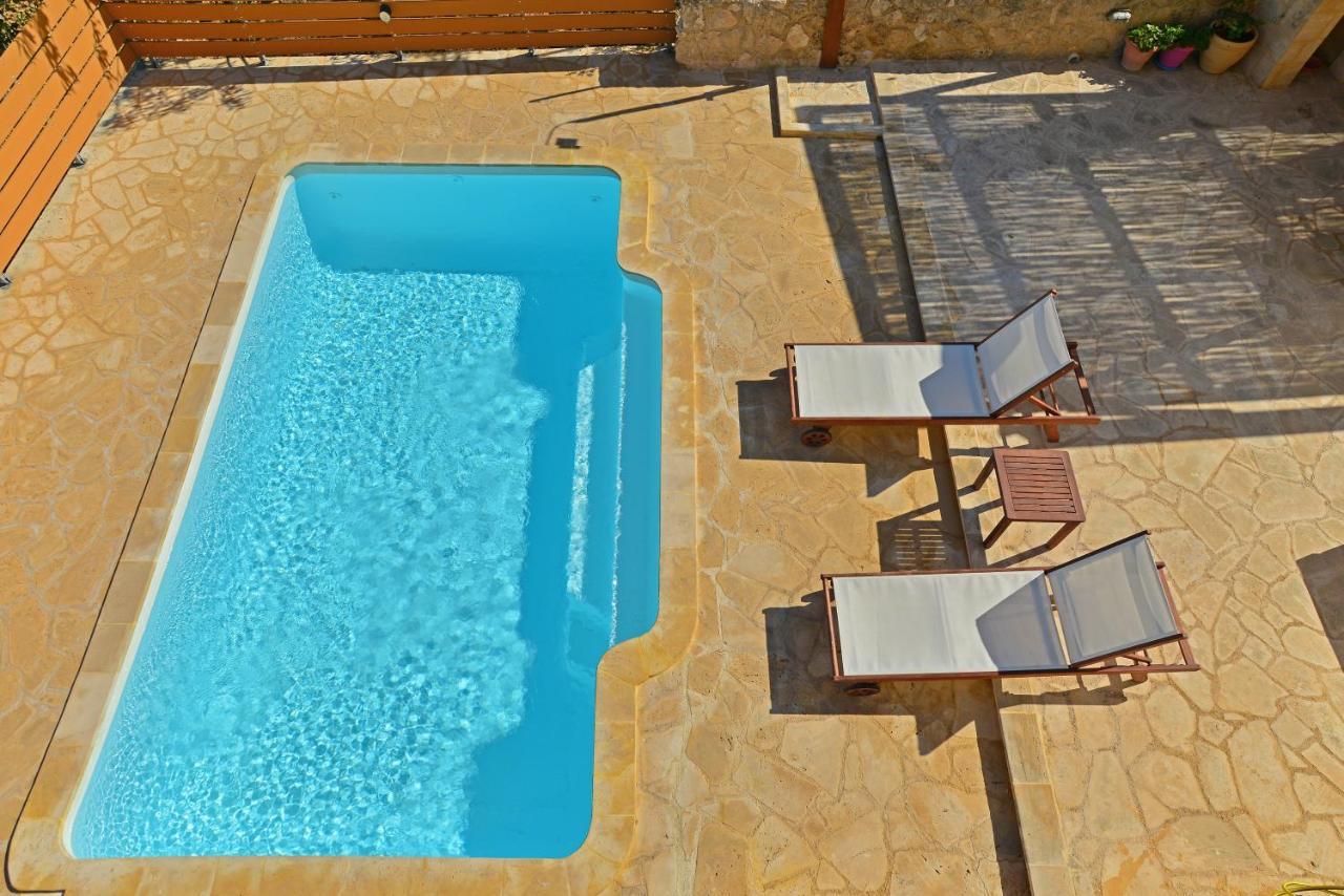Villa Konstantinos 6 Bedrooms Aegina Kültér fotó