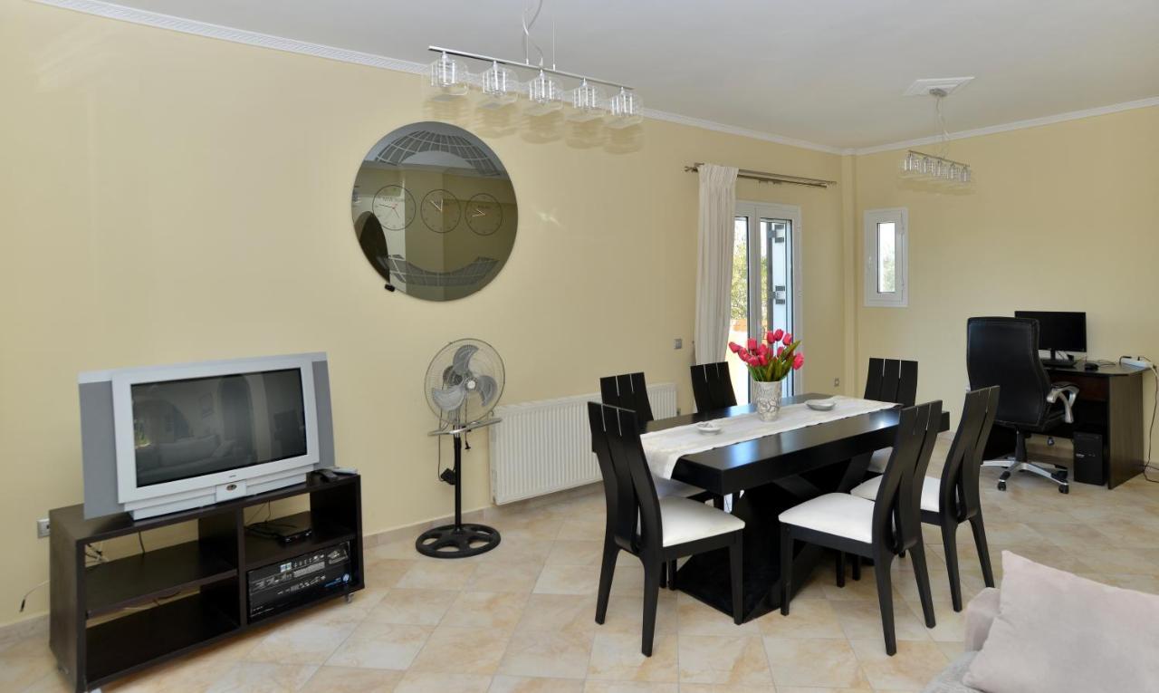 Villa Konstantinos 6 Bedrooms Aegina Kültér fotó