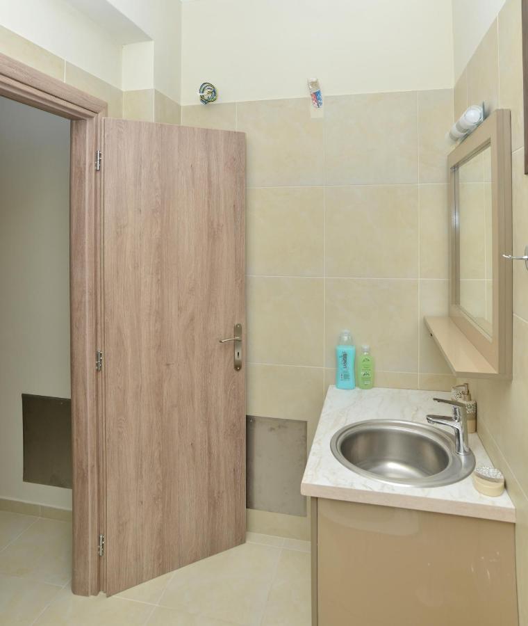 Villa Konstantinos 6 Bedrooms Aegina Kültér fotó